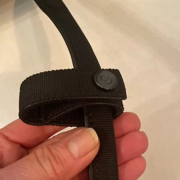 Lululemon Rare Lace Gym Bag - Picture 6 of 14